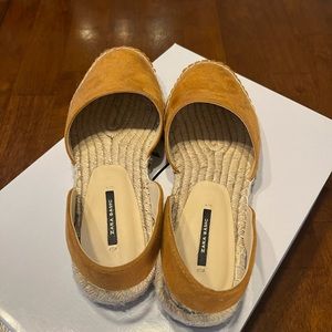 Zara flats espadrille style in kind mustard shade.